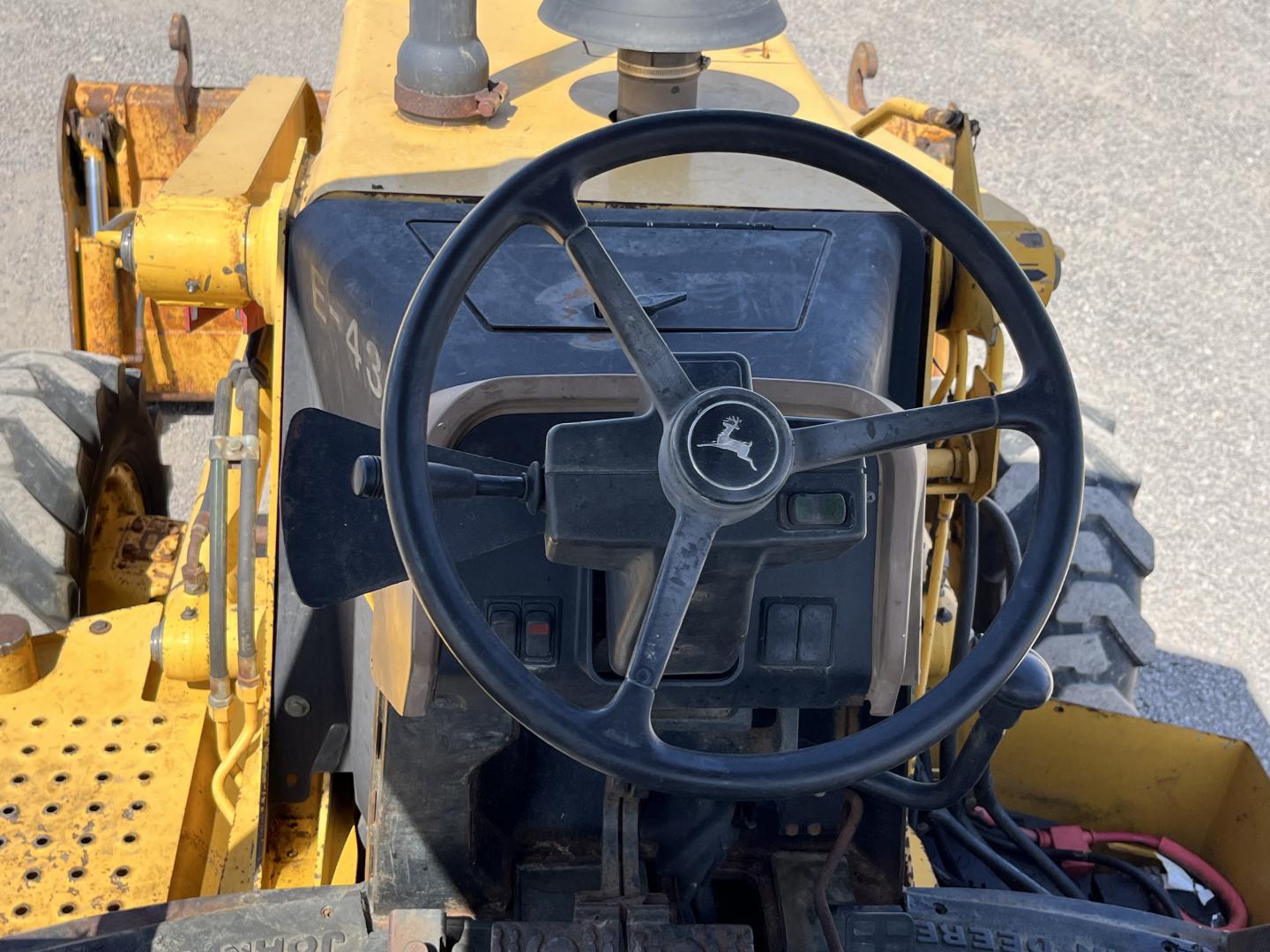 ./imagenes/INVOICE/2019/18124/RETROEXCAVADORA JOHN DEERE 310SE (35).JPG